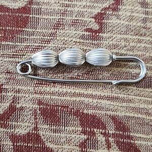 Silver Tone Beads On Kilt Pin